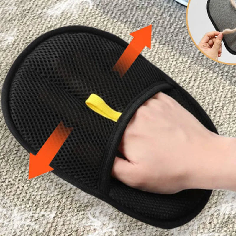 Fellmagnet Handschuh beim Teppich reinigen