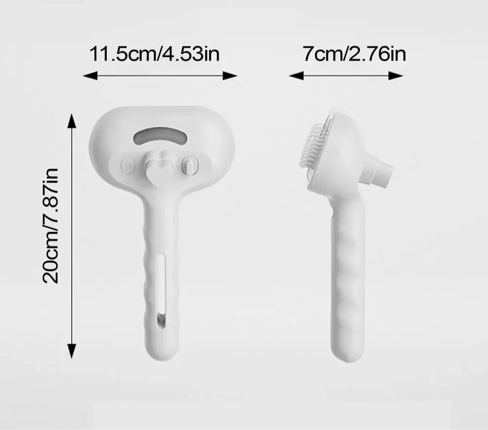 Fellpflege mit Dampfbürste bei Kurzhaarkatze in Weiß